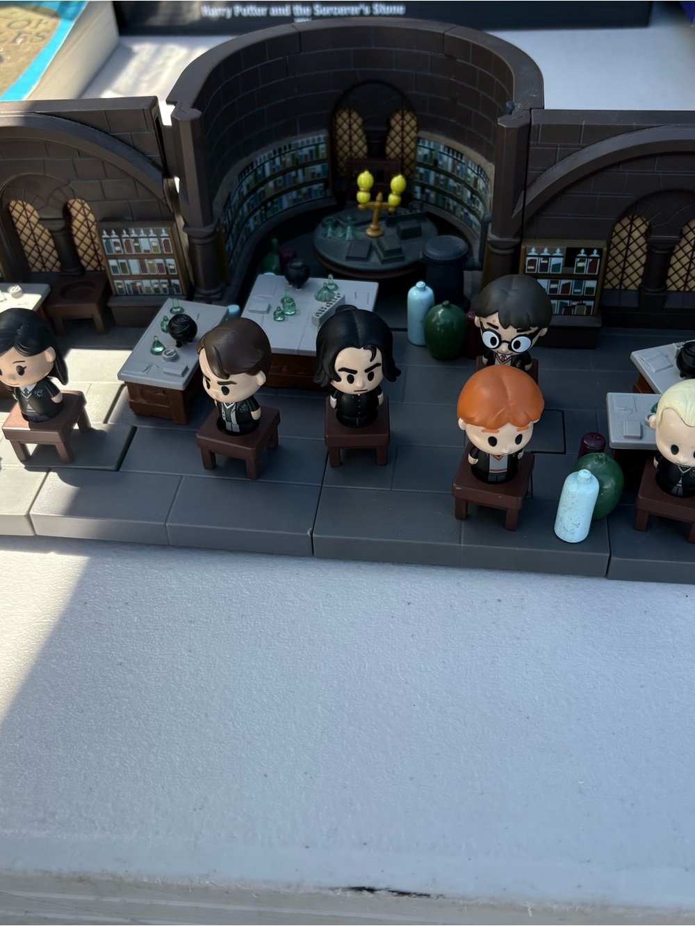 Harry Potter - Miniature School Classroom Playset